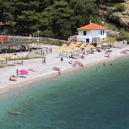 Family Friendly With A Swimming Pool Baska, Krk - 19432 Baška