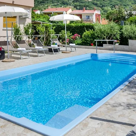 Family-friendly With Swimming Pool - Krk - 19432 Apartman *