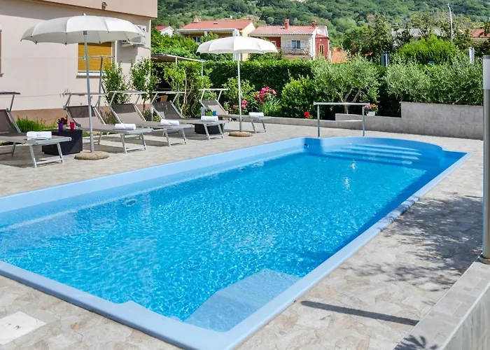 Family-friendly With Swimming Pool Baska, Krk - 19432 Lejlighed *